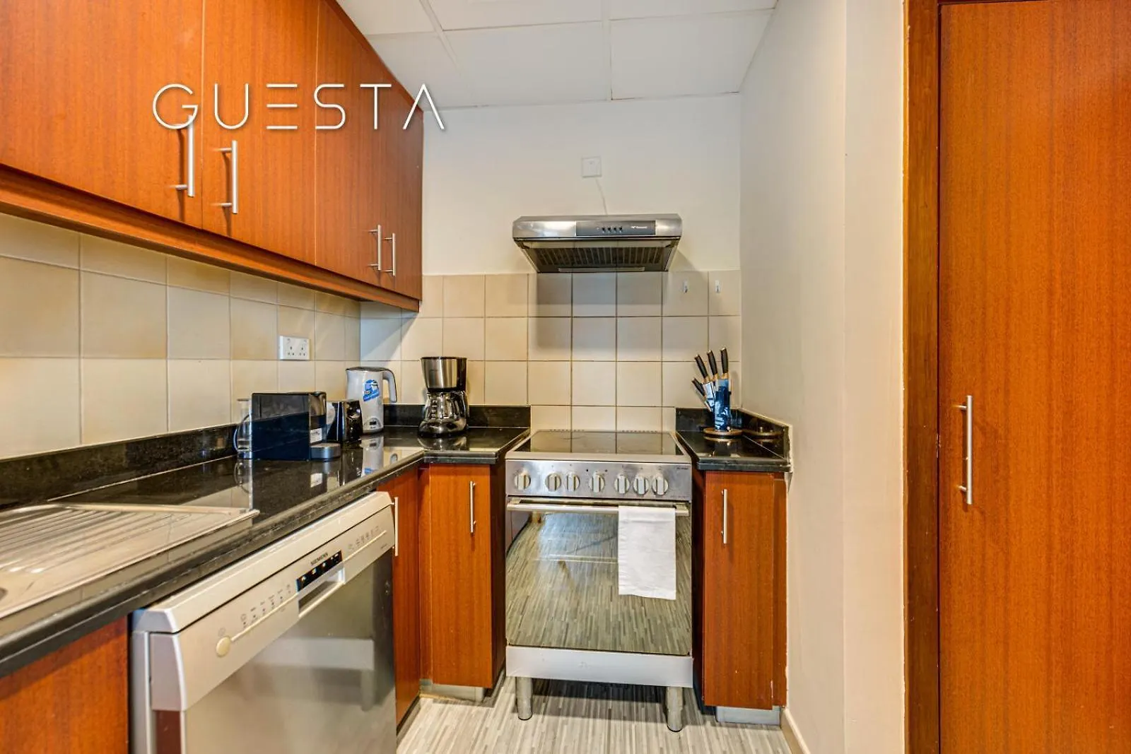 Jumeirah Beach Residence - Rimal 4, Dubai Marina 0*,